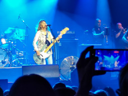 Suzi Quatro