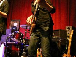 Yasi Hofer - Spectacel